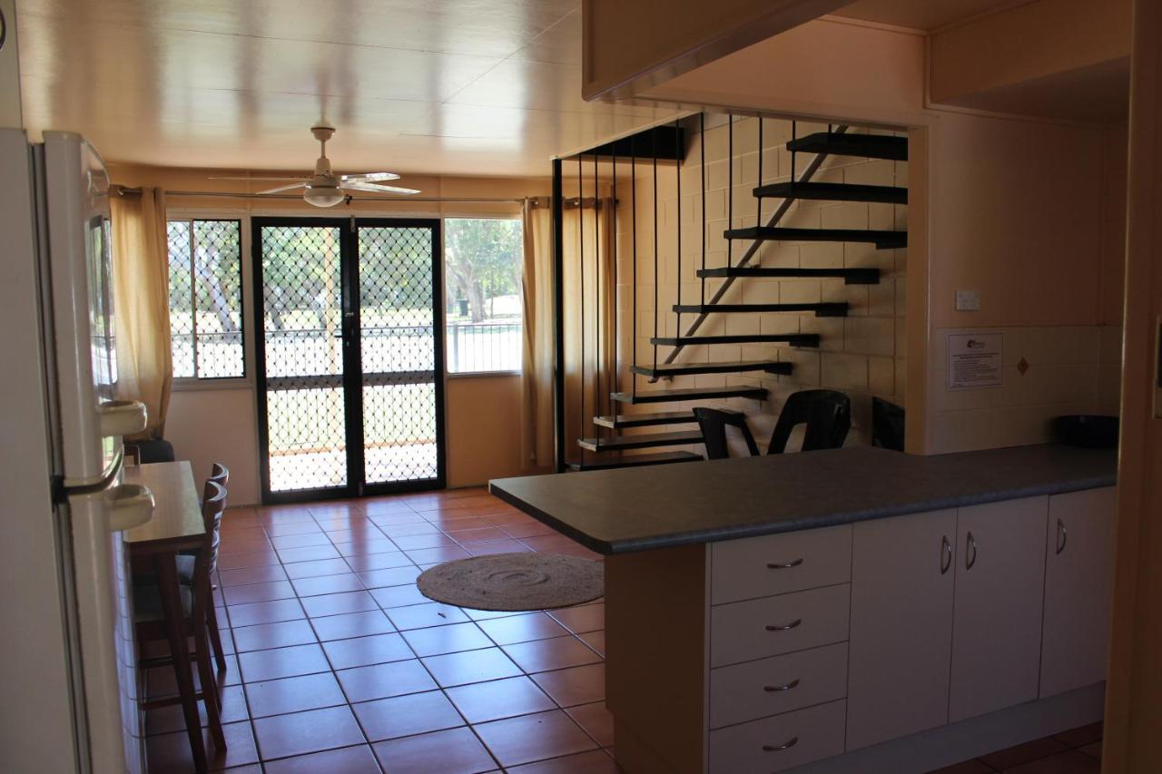Pippies Beachhouse Backpackers Rainbow Beach Dış mekan fotoğraf