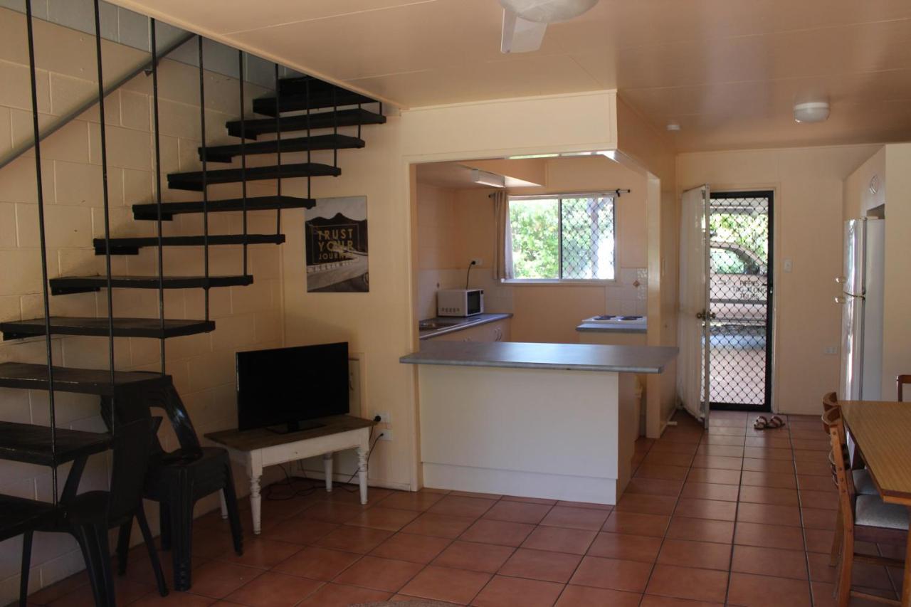 Pippies Beachhouse Backpackers Rainbow Beach Dış mekan fotoğraf