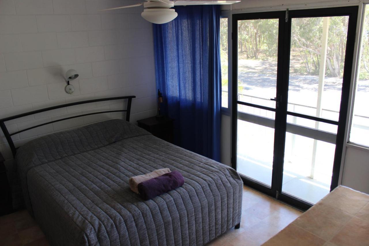 Pippies Beachhouse Backpackers Rainbow Beach Dış mekan fotoğraf